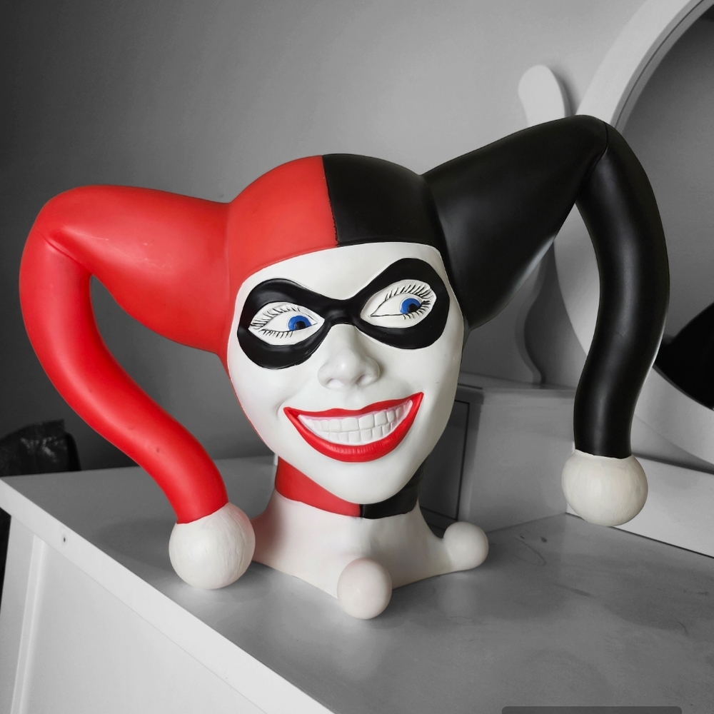 Harley Quinn Rare Large Head Bank Statue 11"  :Monogram DC Heroes